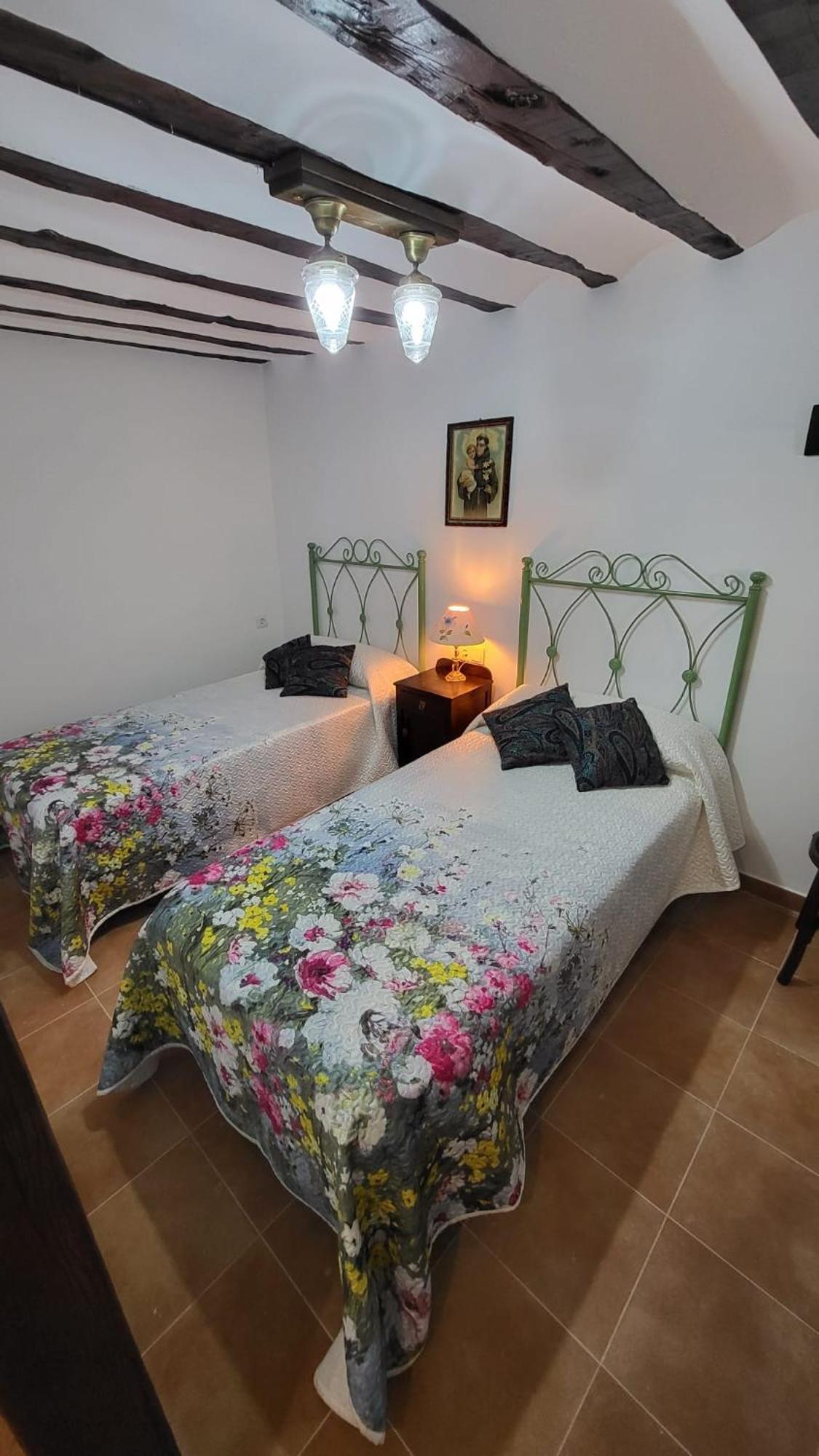 La Casona De Roser Cardenete Luaran gambar